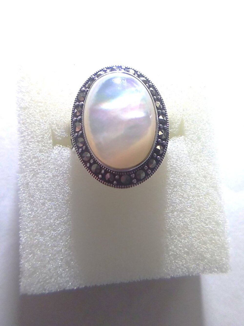 Mother of Pearl w/ Marcasite Silver Ring